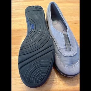 Keds slip on sneaker size 10